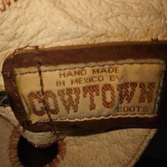 Cowtown Handmade Leather Thrashed Western Southwestern Bohemian Cowboy Boot - Picture 9 of 9